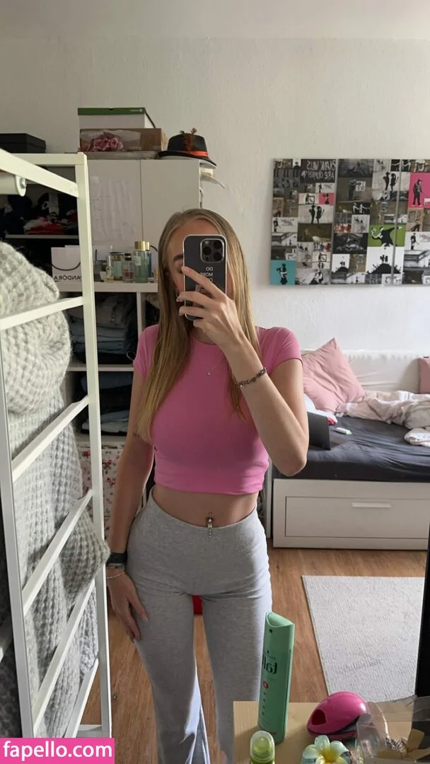 lenaahdl Onlyfans Photo Gallery 