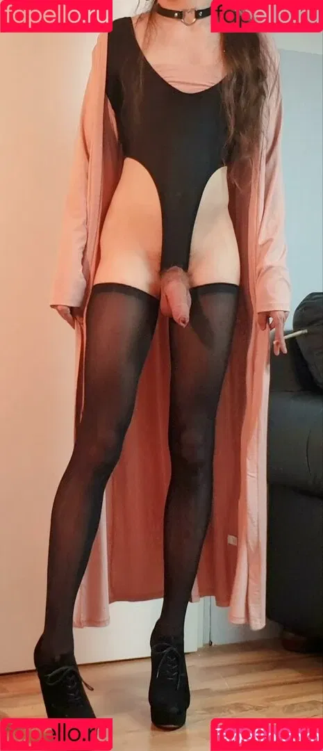 justMiia Onlyfans Photo Gallery 