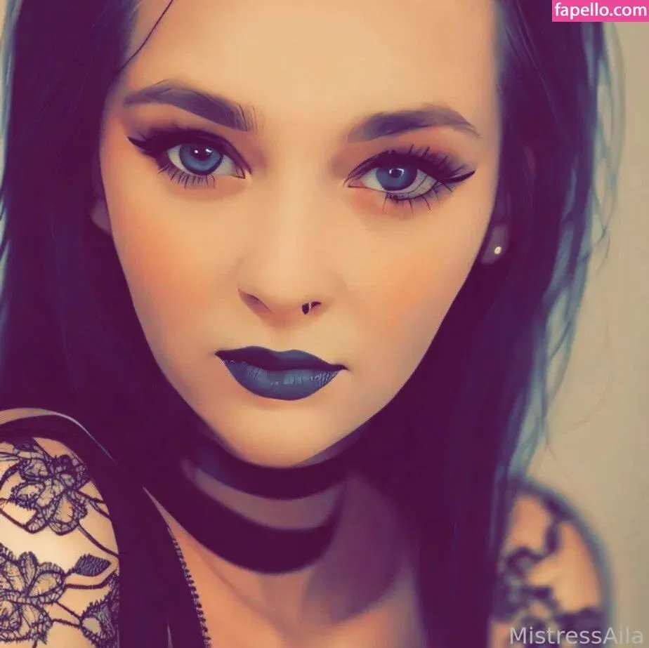 MissAnnialatrix Onlyfans Photo Gallery 