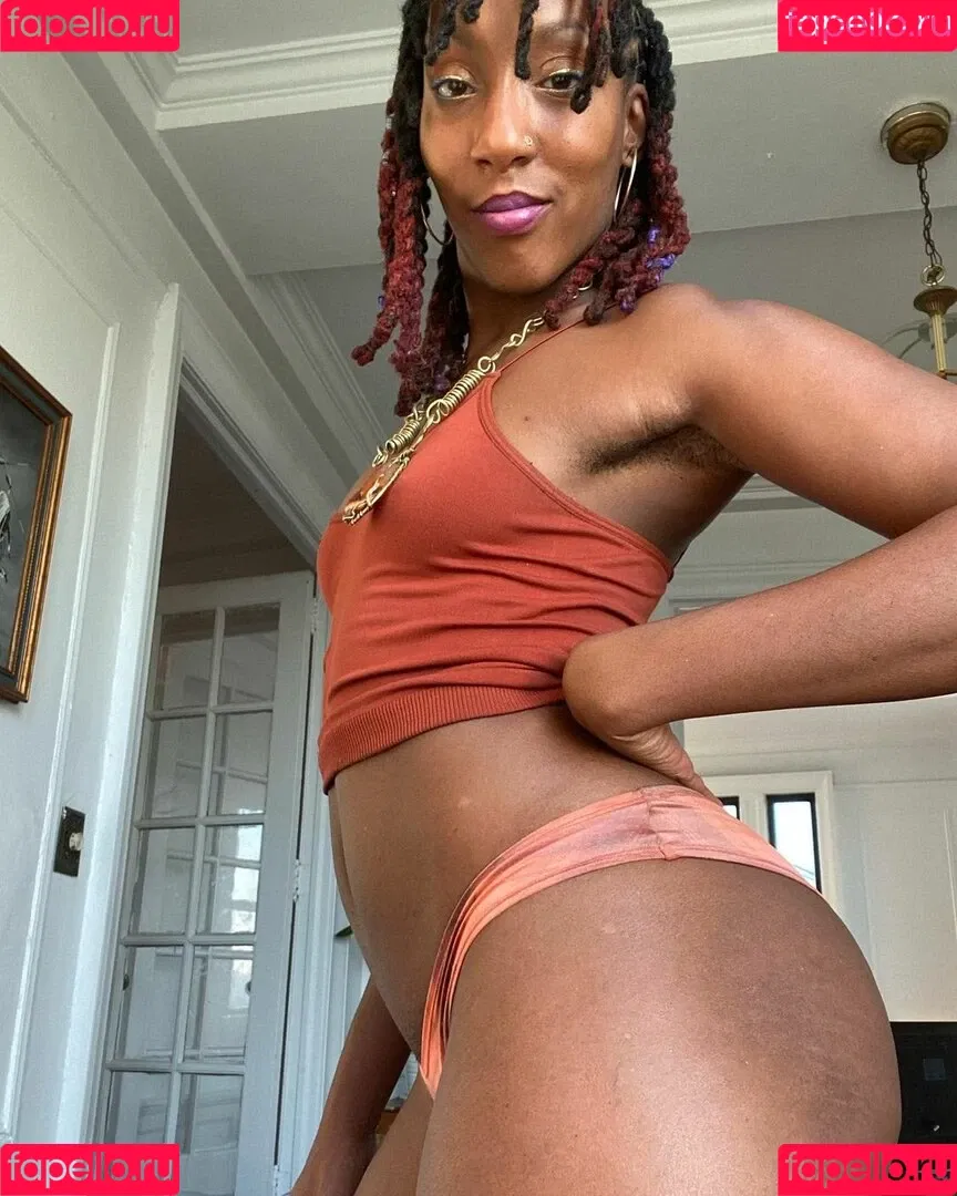 MakedaVoletta Onlyfans Photo Gallery 