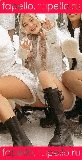 Kika Kim Onlyfans Photo Gallery 