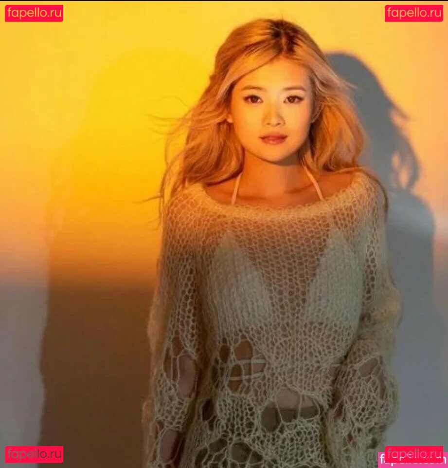 Kika Kim Onlyfans Photo Gallery 