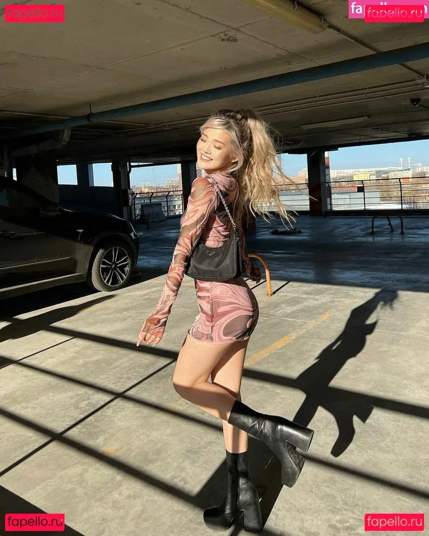 Kika Kim Onlyfans Photo Gallery 