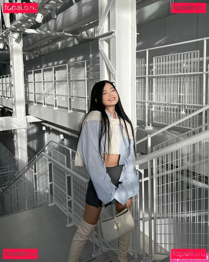 Kika Kim Onlyfans Photo Gallery 