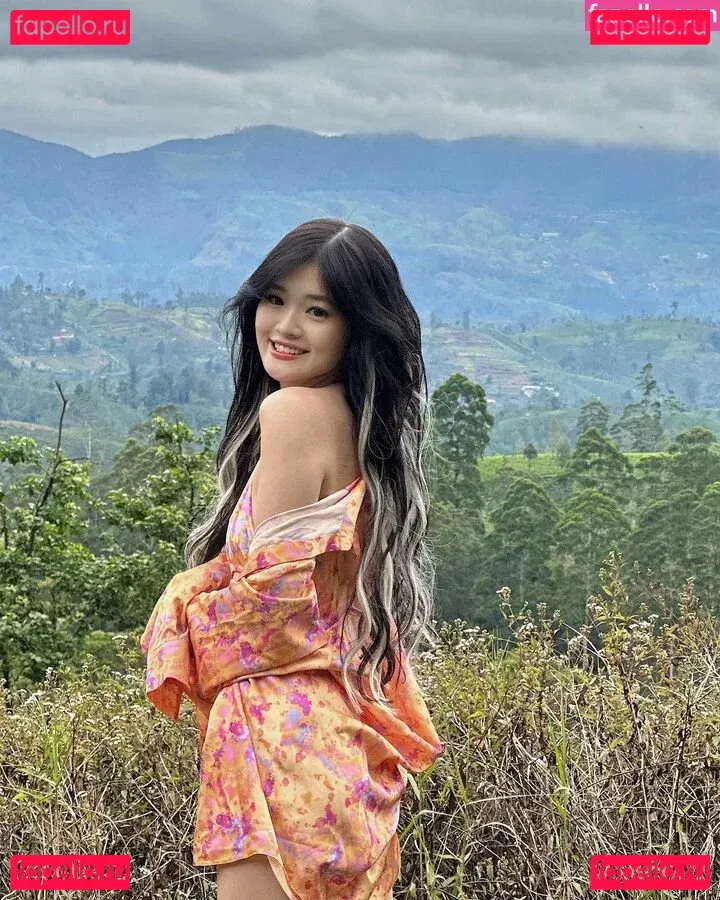 Kika Kim Onlyfans Photo Gallery 