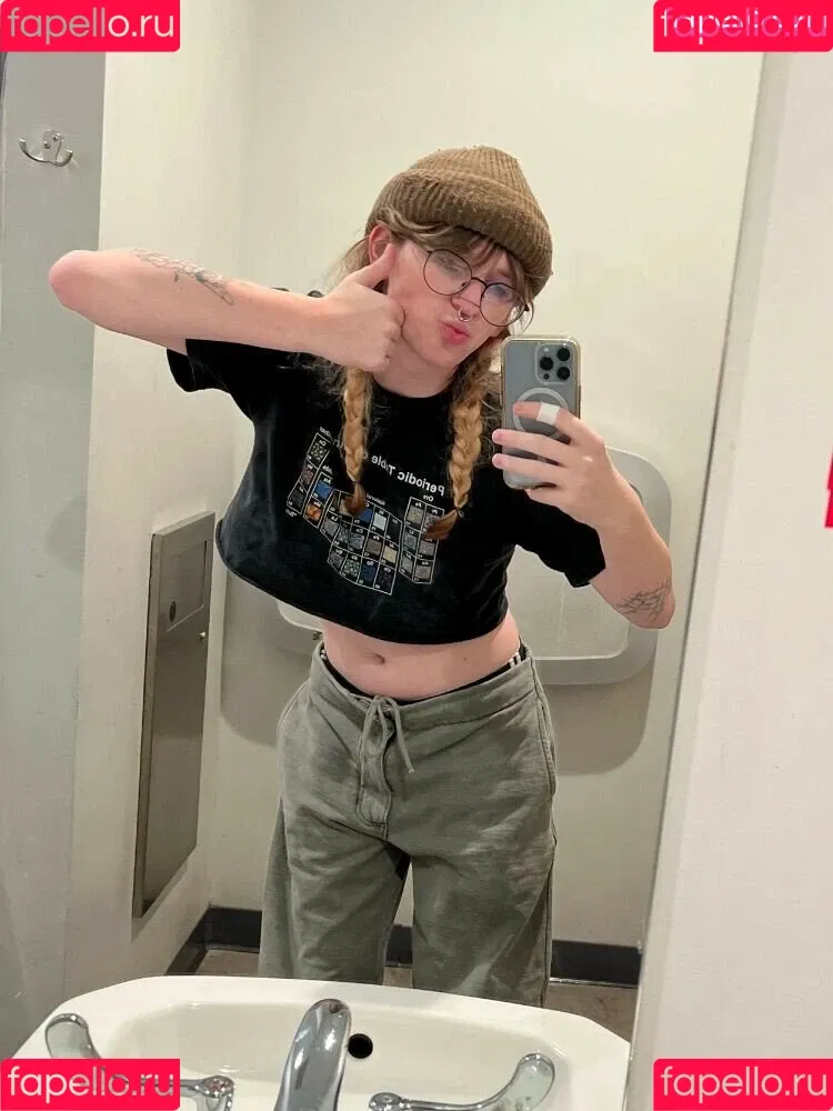 plushieguts Onlyfans Photo Gallery 