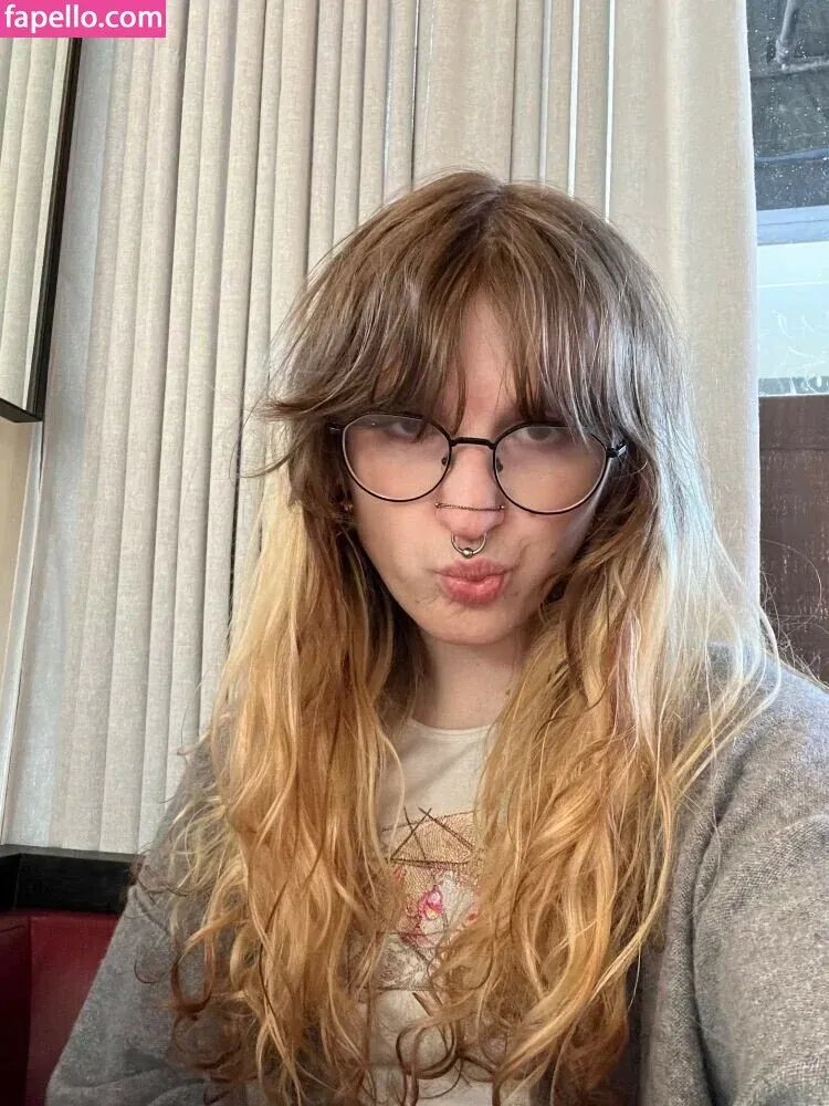 plushieguts Onlyfans Photo Gallery 