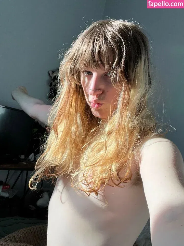 plushieguts Onlyfans Photo Gallery 