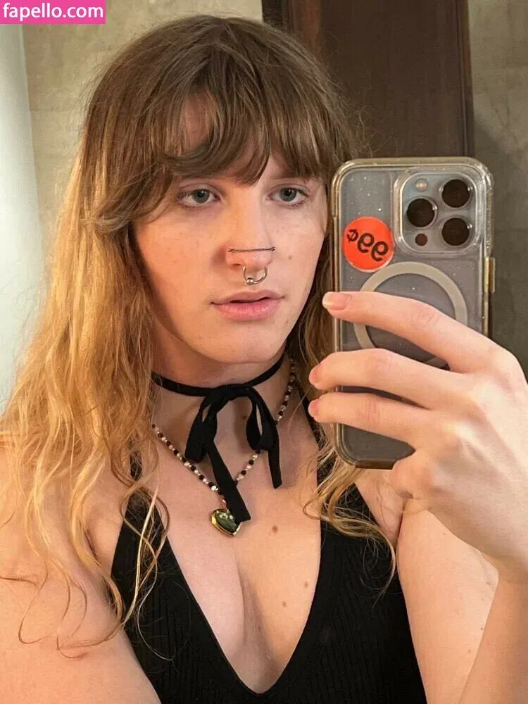 plushieguts Onlyfans Photo Gallery 