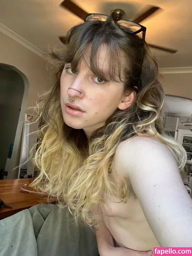 plushieguts Onlyfans Photo Gallery 