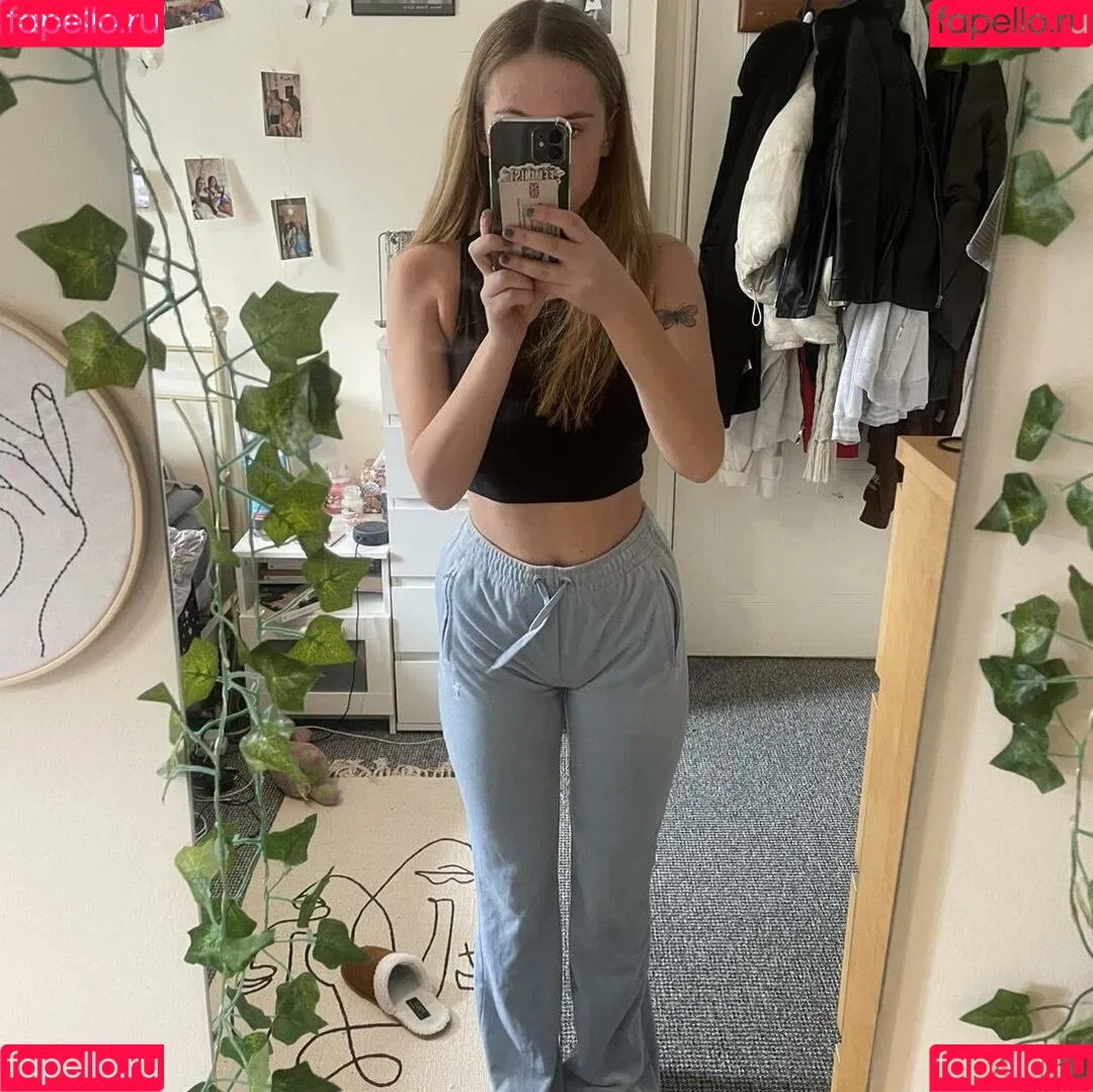 Lilly N Onlyfans Photo Gallery 