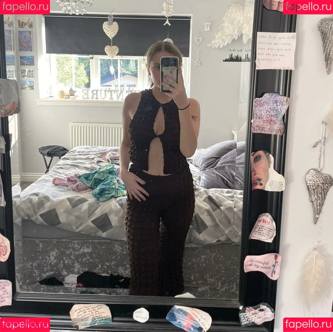 Lilly N Onlyfans Photo Gallery 