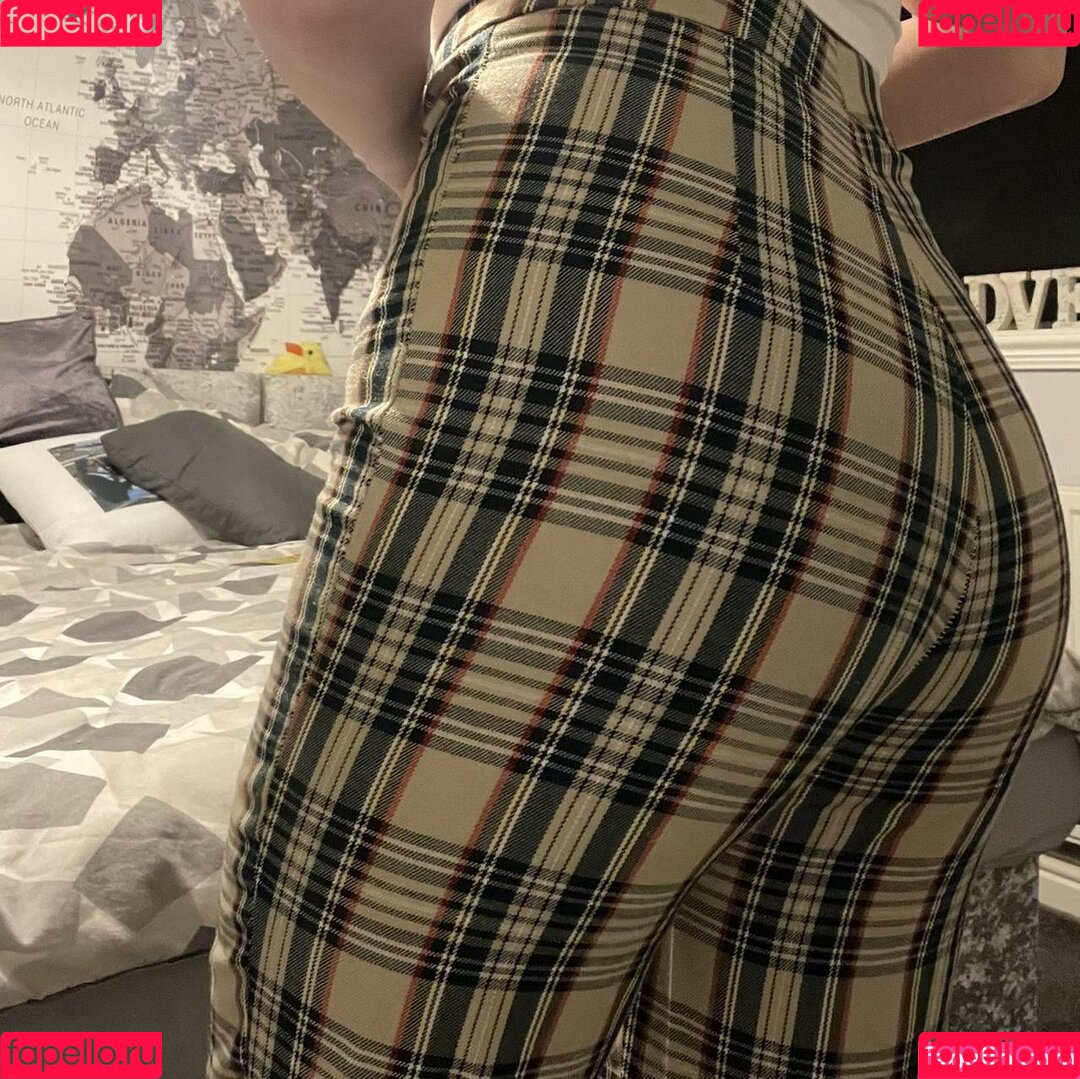 Lilly N Onlyfans Photo Gallery 