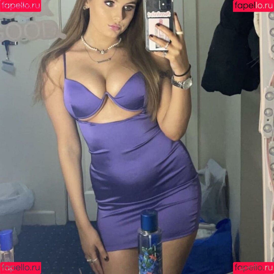 Lilly N Onlyfans Photo Gallery 