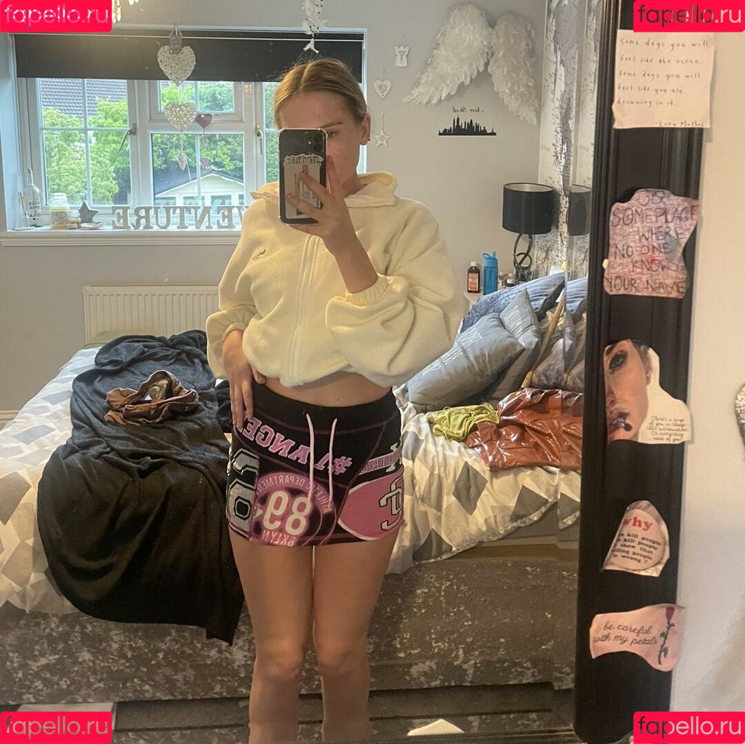 Lilly N Onlyfans Photo Gallery 