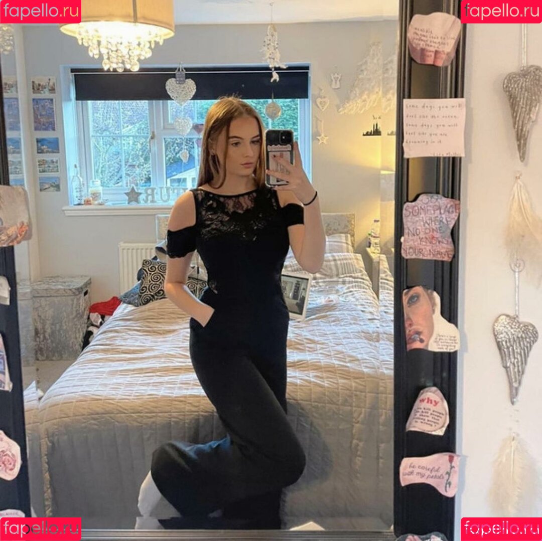 Lilly N Onlyfans Photo Gallery 