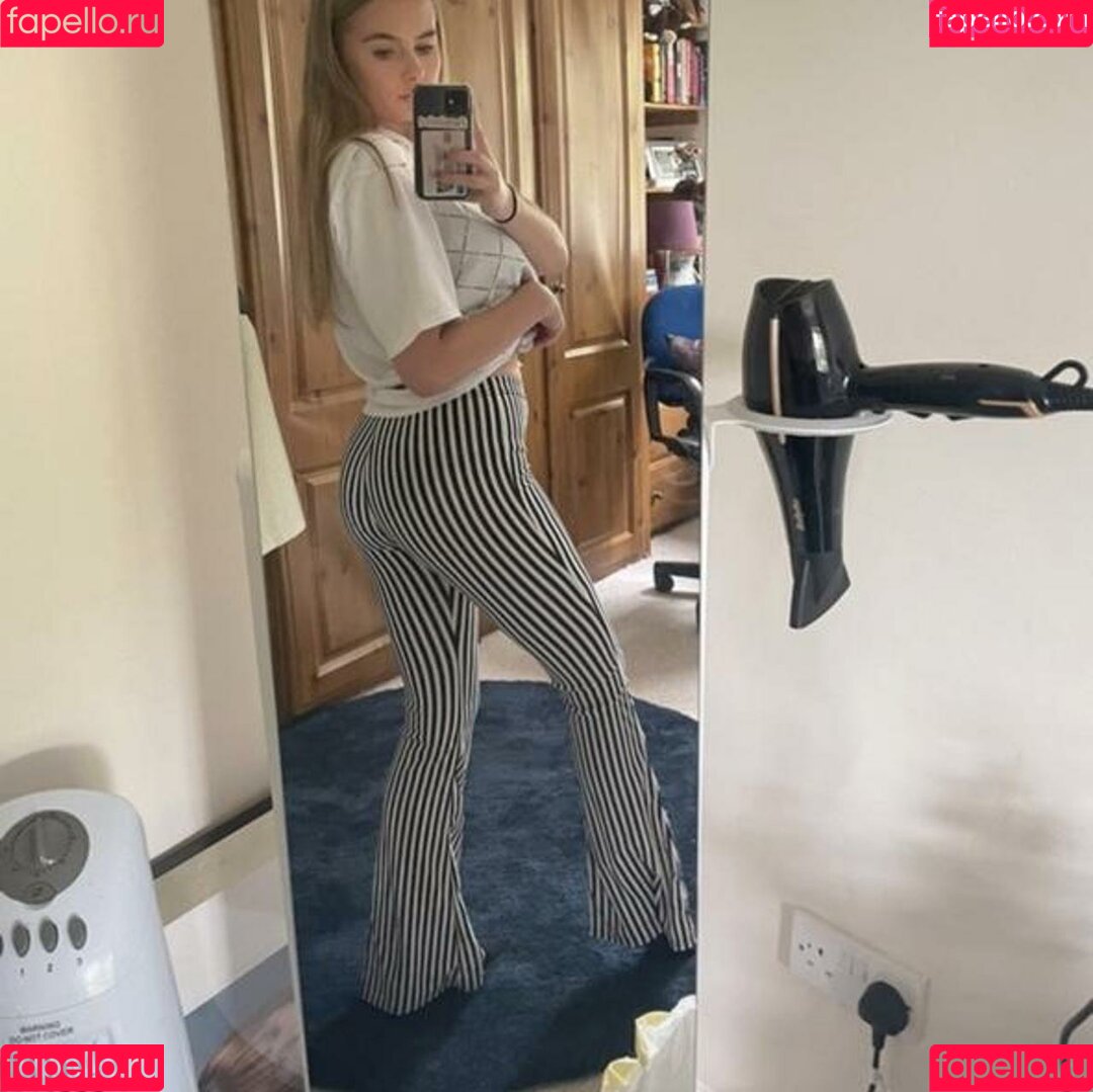 Lilly N Onlyfans Photo Gallery 