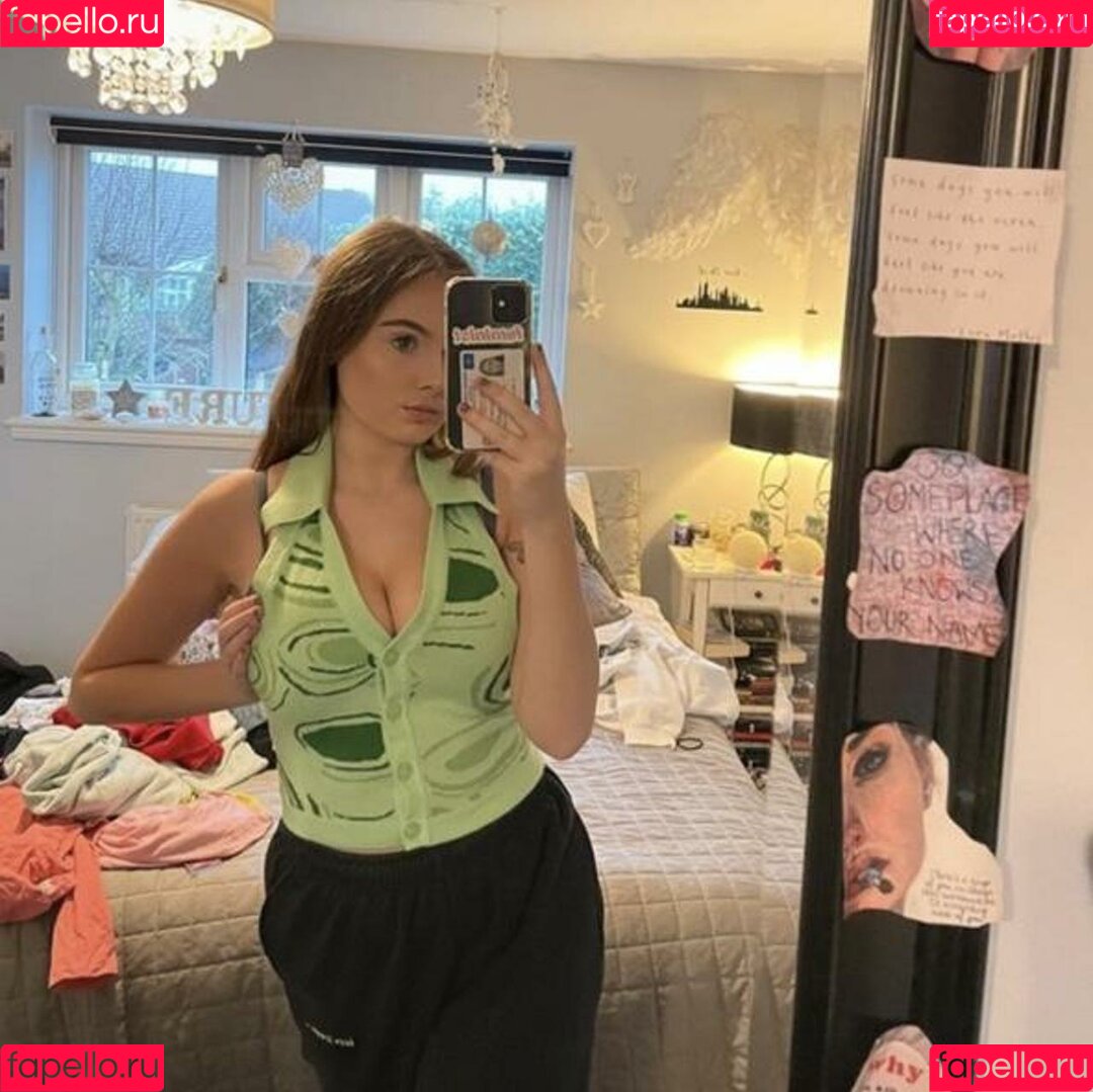 Lilly N Onlyfans Photo Gallery 