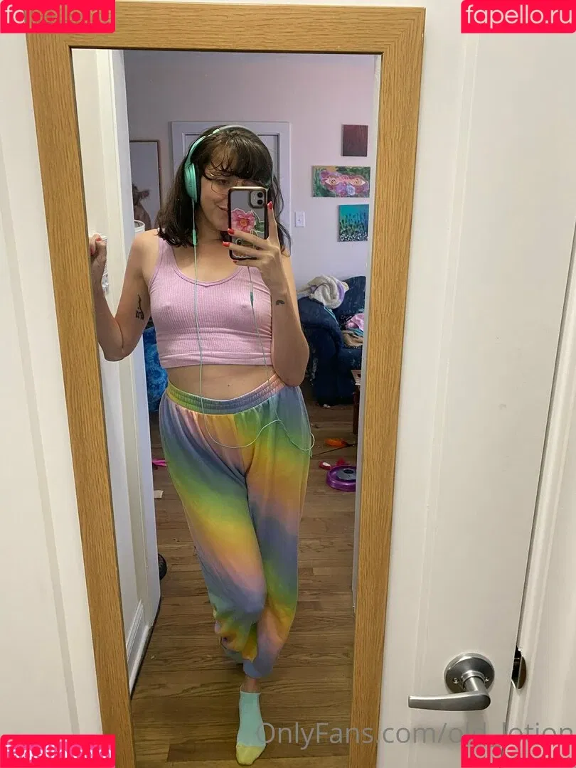 Lotion Wizard Onlyfans Photo Gallery 