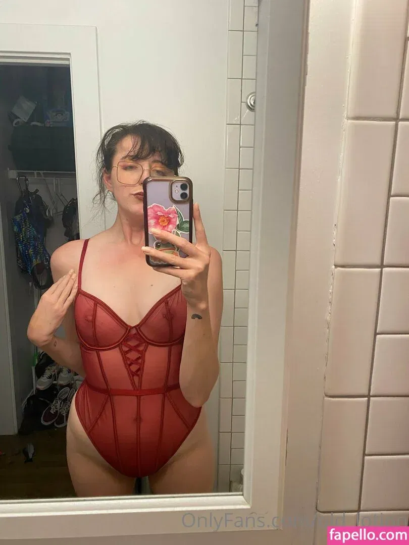 Lotion Wizard Onlyfans Photo Gallery 