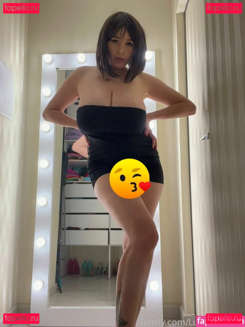 LuxuryModel Onlyfans Photo Gallery 