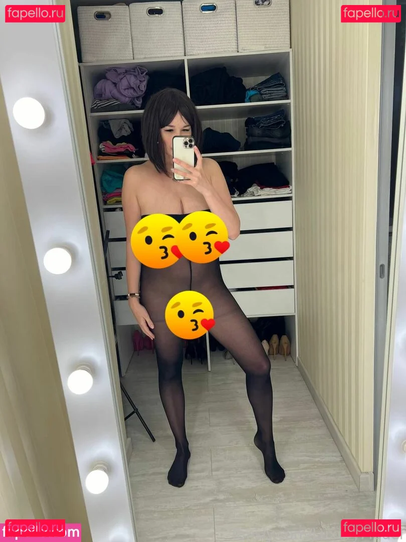 LuxuryModel Onlyfans Photo Gallery 