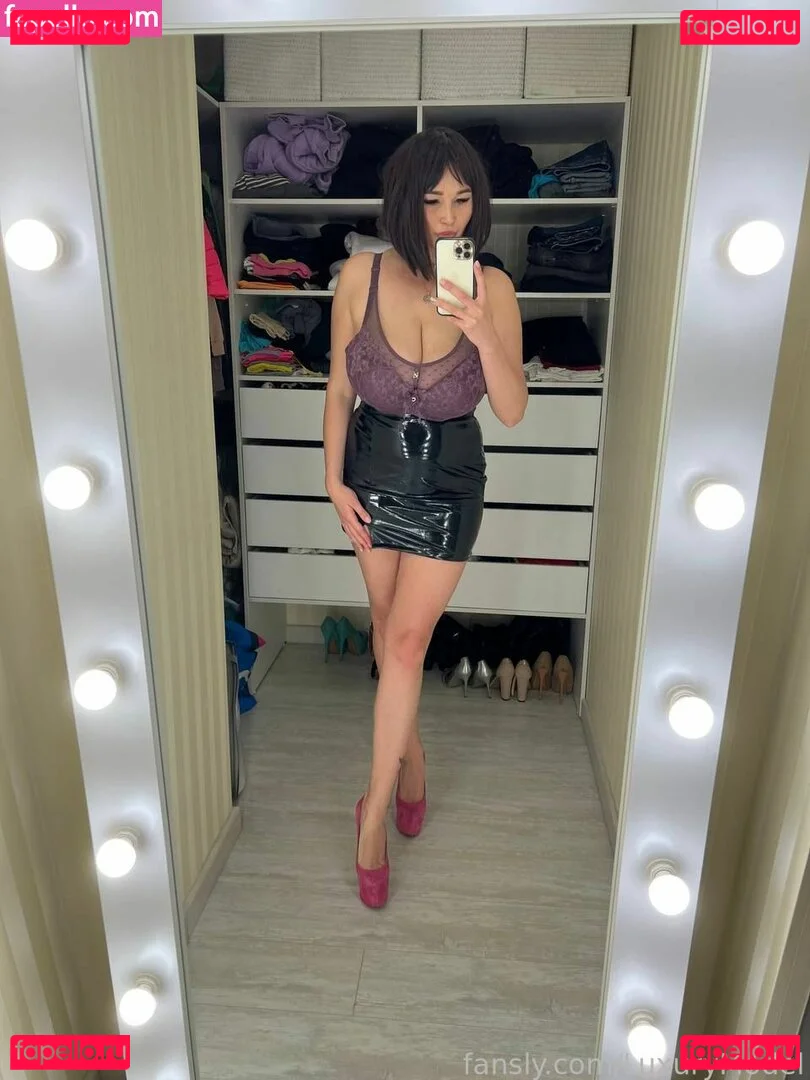 LuxuryModel Onlyfans Photo Gallery 