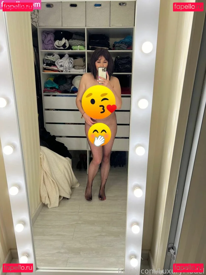 LuxuryModel Onlyfans Photo Gallery 