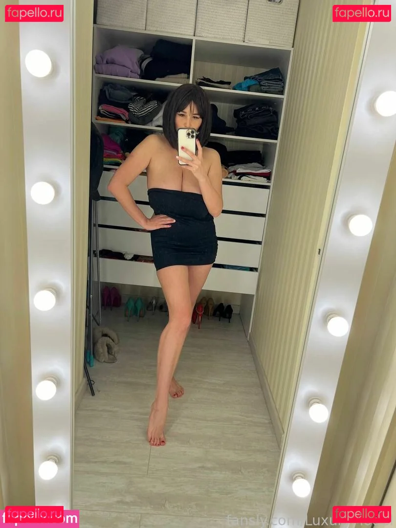 LuxuryModel Onlyfans Photo Gallery 