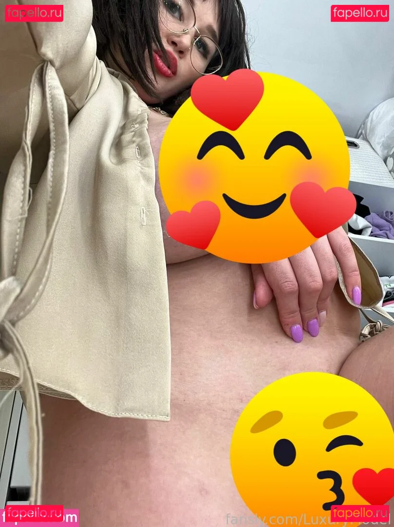 LuxuryModel Onlyfans Photo Gallery 