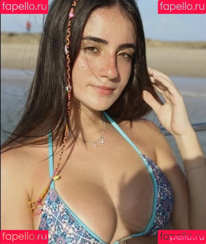 Giholiveiira__ Onlyfans Photo Gallery 