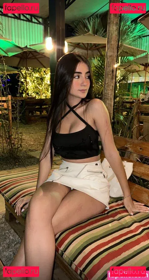 Giholiveiira__ Onlyfans Photo Gallery 