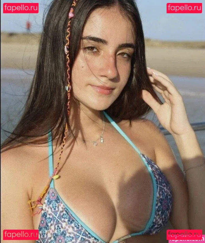 Giholiveiira__ Onlyfans Photo Gallery 