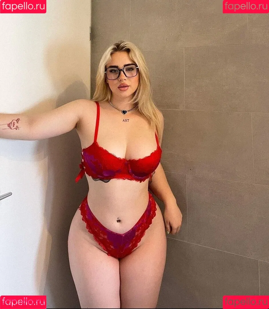 Luisa Früh Onlyfans Photo Gallery 