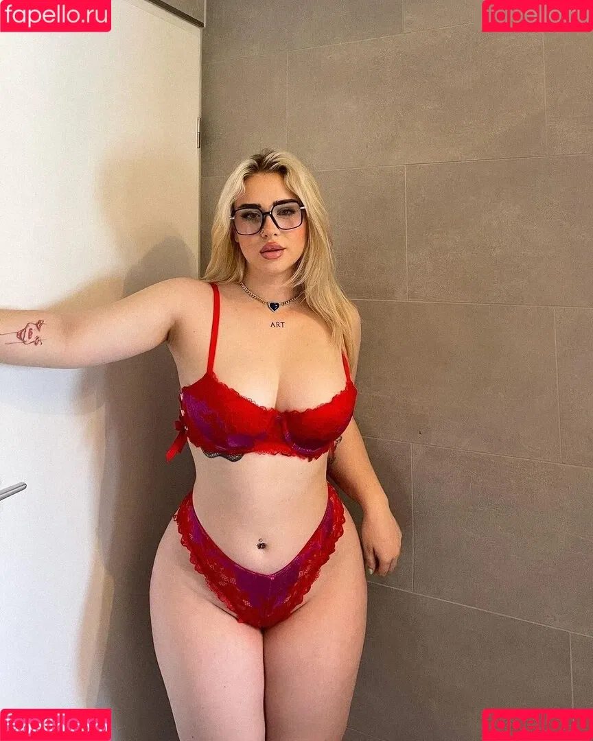 Luisa Früh Onlyfans Photo Gallery 