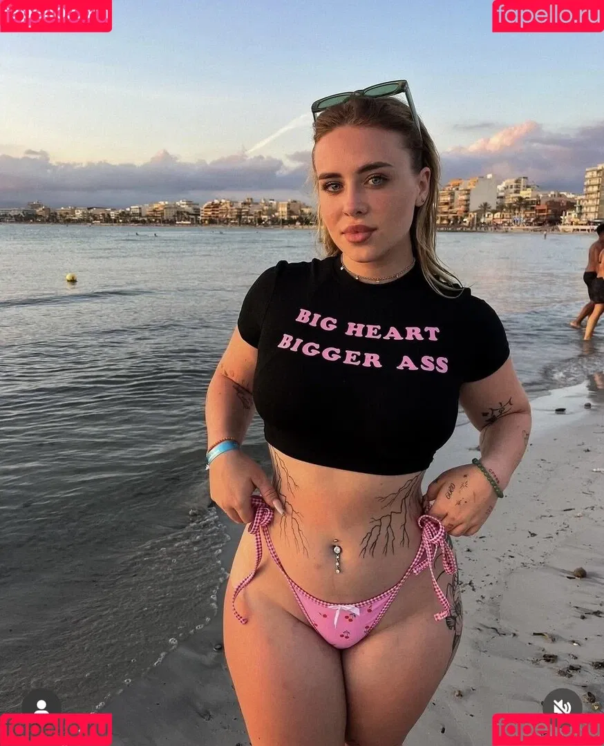 Luisa Früh Onlyfans Photo Gallery 