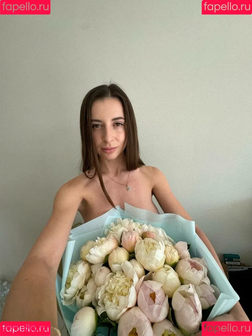 Olechka Tatar Onlyfans Photo Gallery 