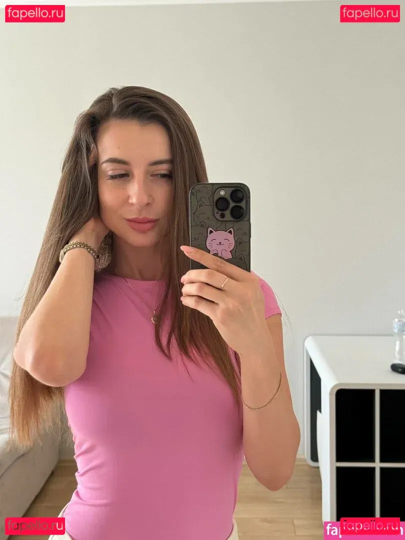 Olechka Tatar Onlyfans Photo Gallery 