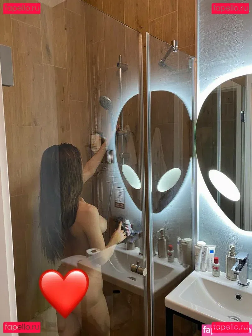 Olechka Tatar Onlyfans Photo Gallery 