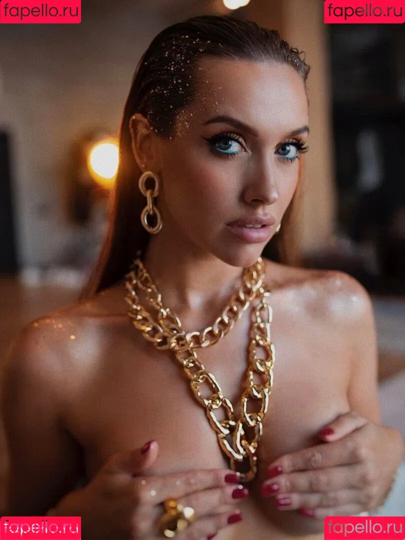 Luxury Girl Onlyfans Photo Gallery 