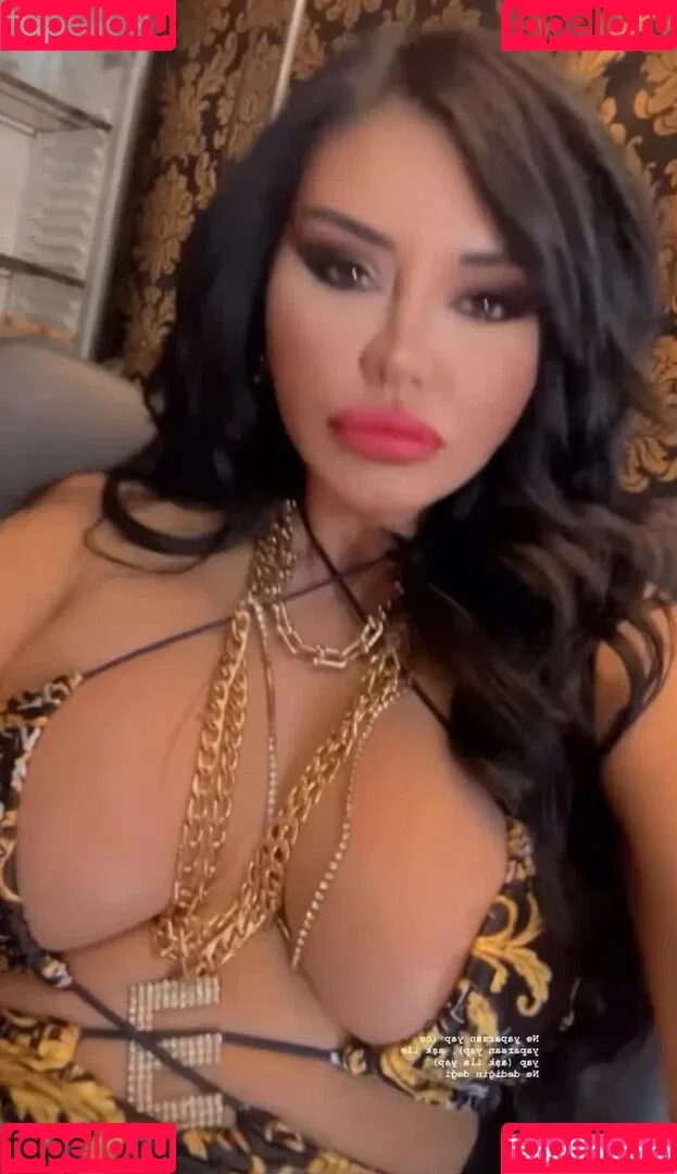 Ebru Polat Onlyfans Photo Gallery 