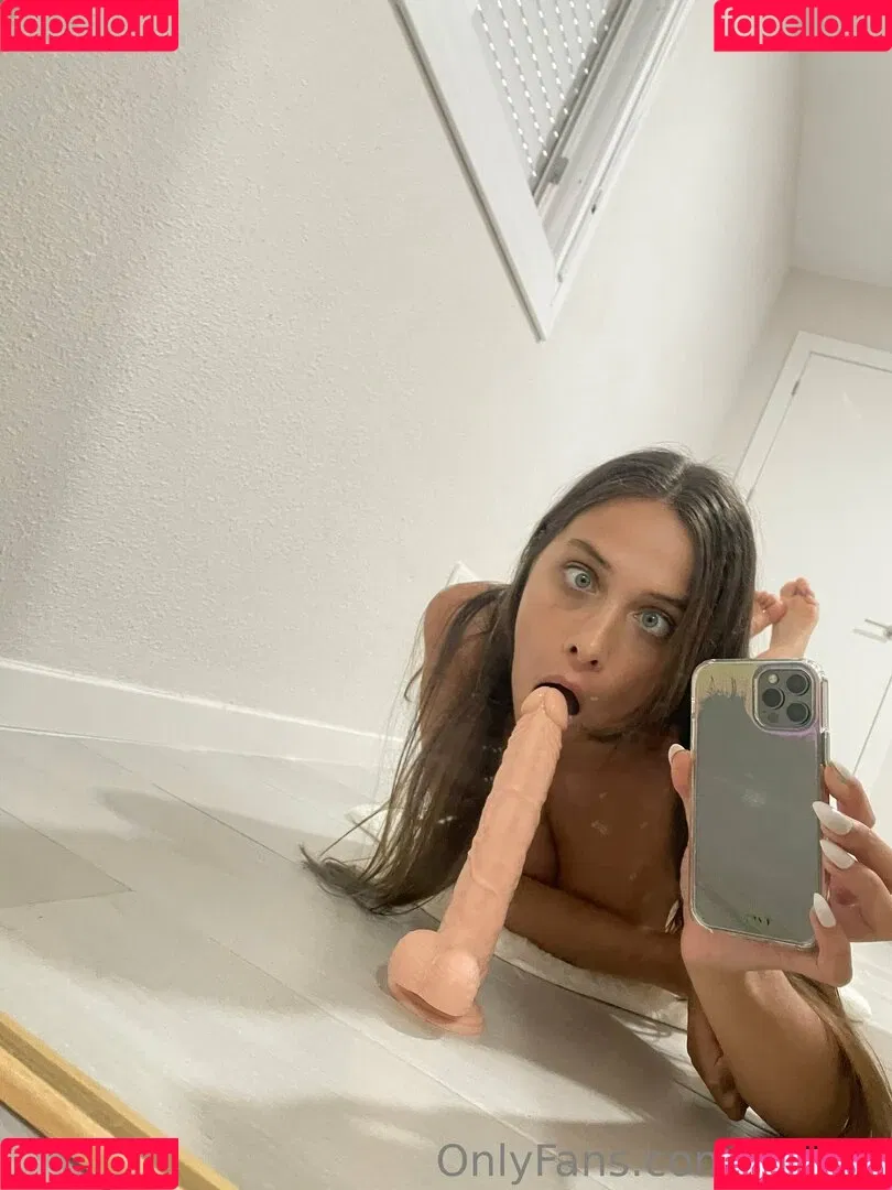 wnella Onlyfans Photo Gallery 