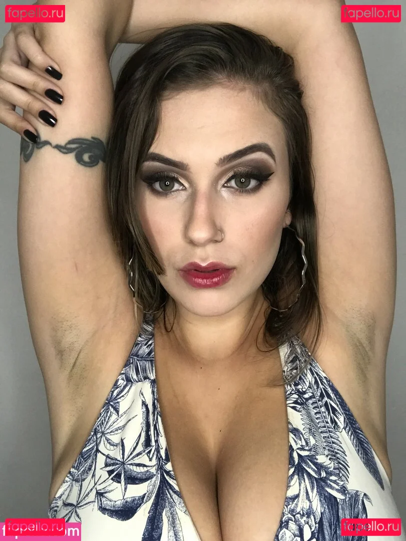 Louise Adams Onlyfans Photo Gallery 