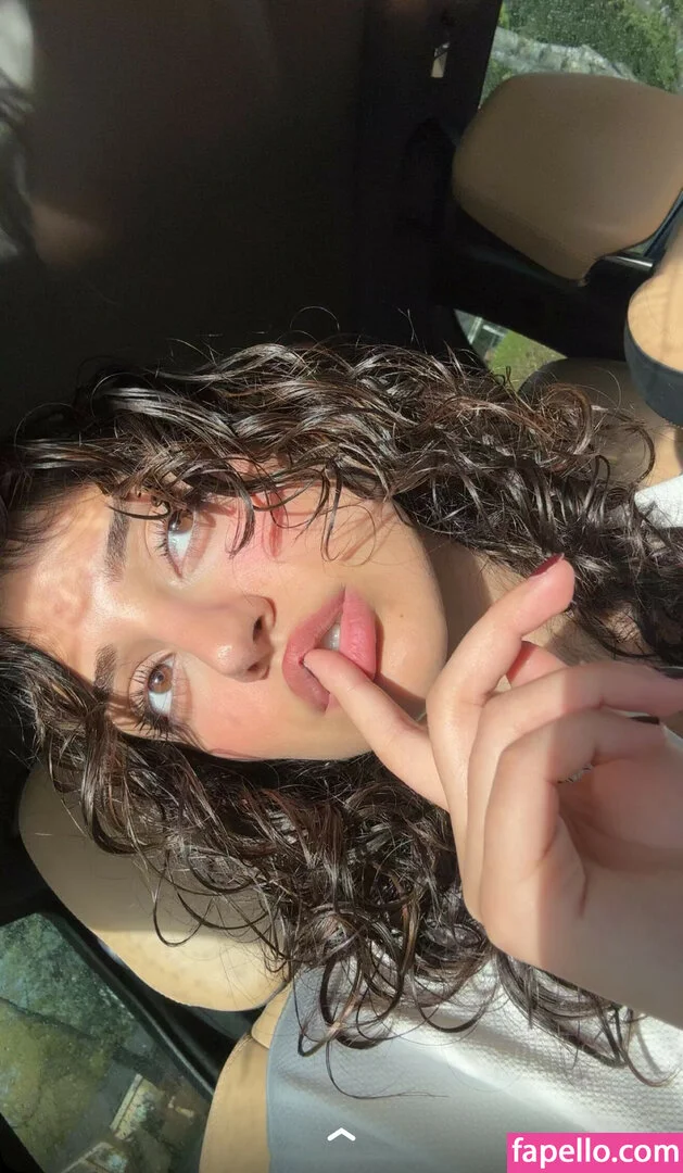 melodymelowo Onlyfans Photo Gallery 