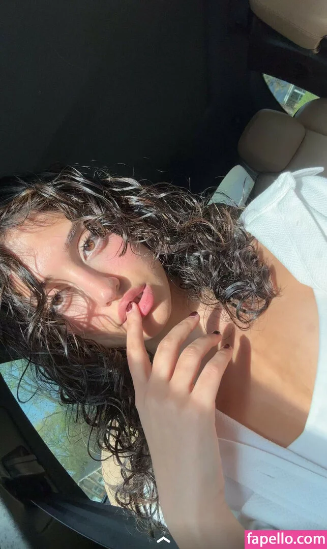 melodymelowo Onlyfans Photo Gallery 