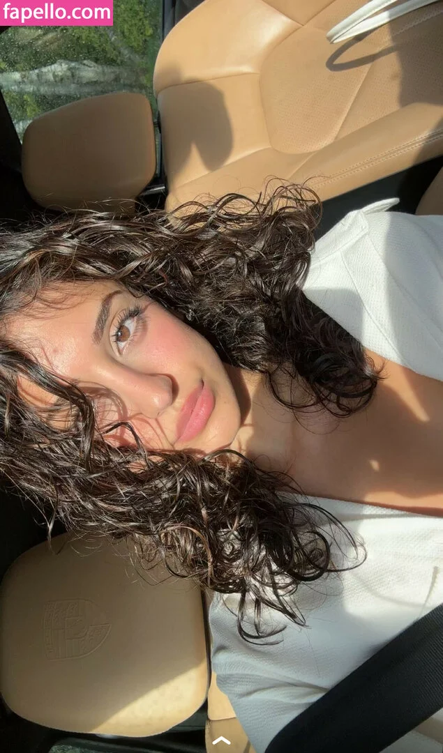 melodymelowo Onlyfans Photo Gallery 