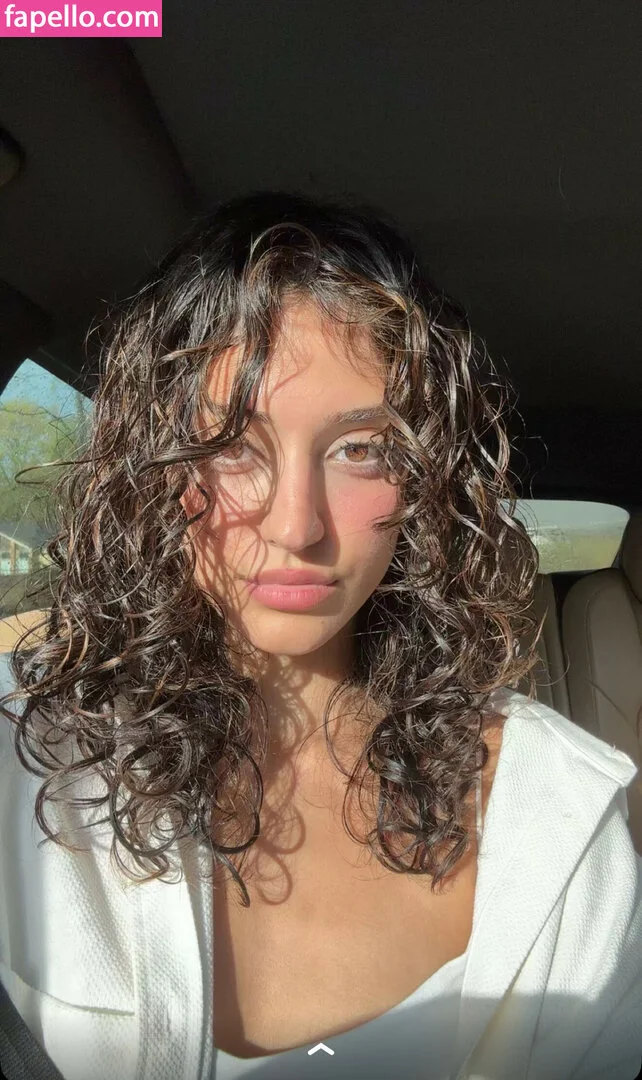 melodymelowo Onlyfans Photo Gallery 