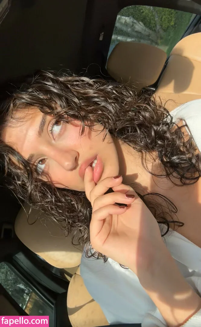 melodymelowo Onlyfans Photo Gallery 