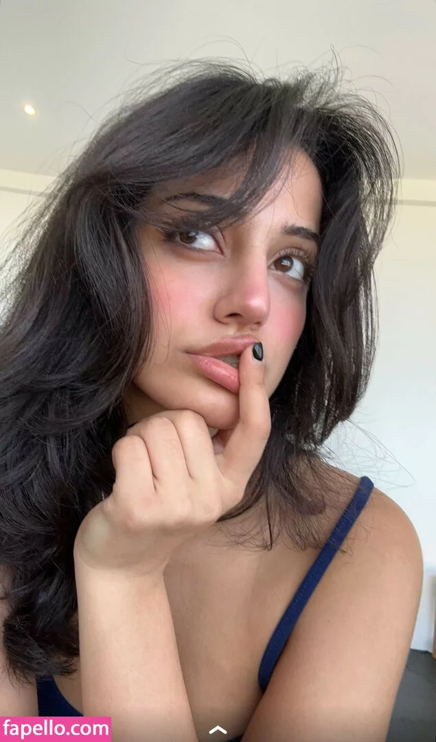 melodymelowo Onlyfans Photo Gallery 