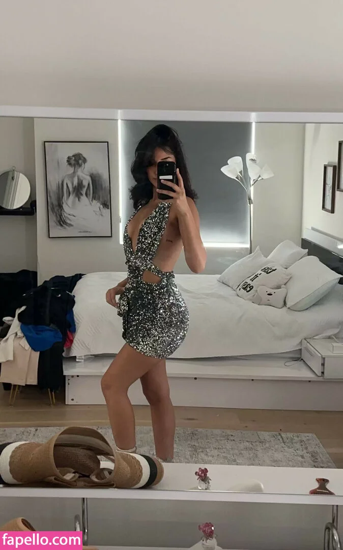 melodymelowo Onlyfans Photo Gallery 